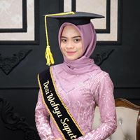 Desi Wahyu