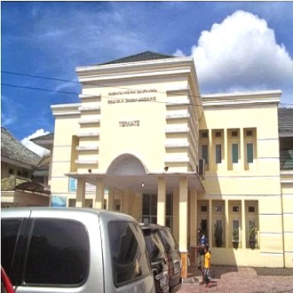 Rumah Sakit Umum Daerah Dr. H. Chasan Boesoirie Ternate