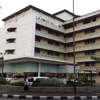  Rumah Sakit Pondok Indah  Jakarta Selatan 